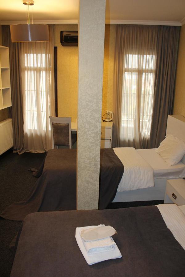 Hotel Plaza 트빌리시 외부 사진