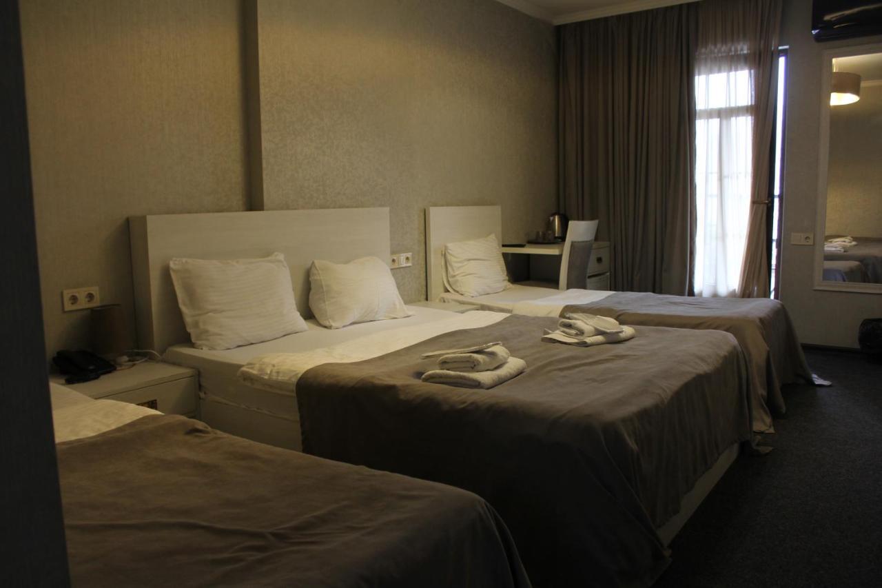 Hotel Plaza 트빌리시 외부 사진